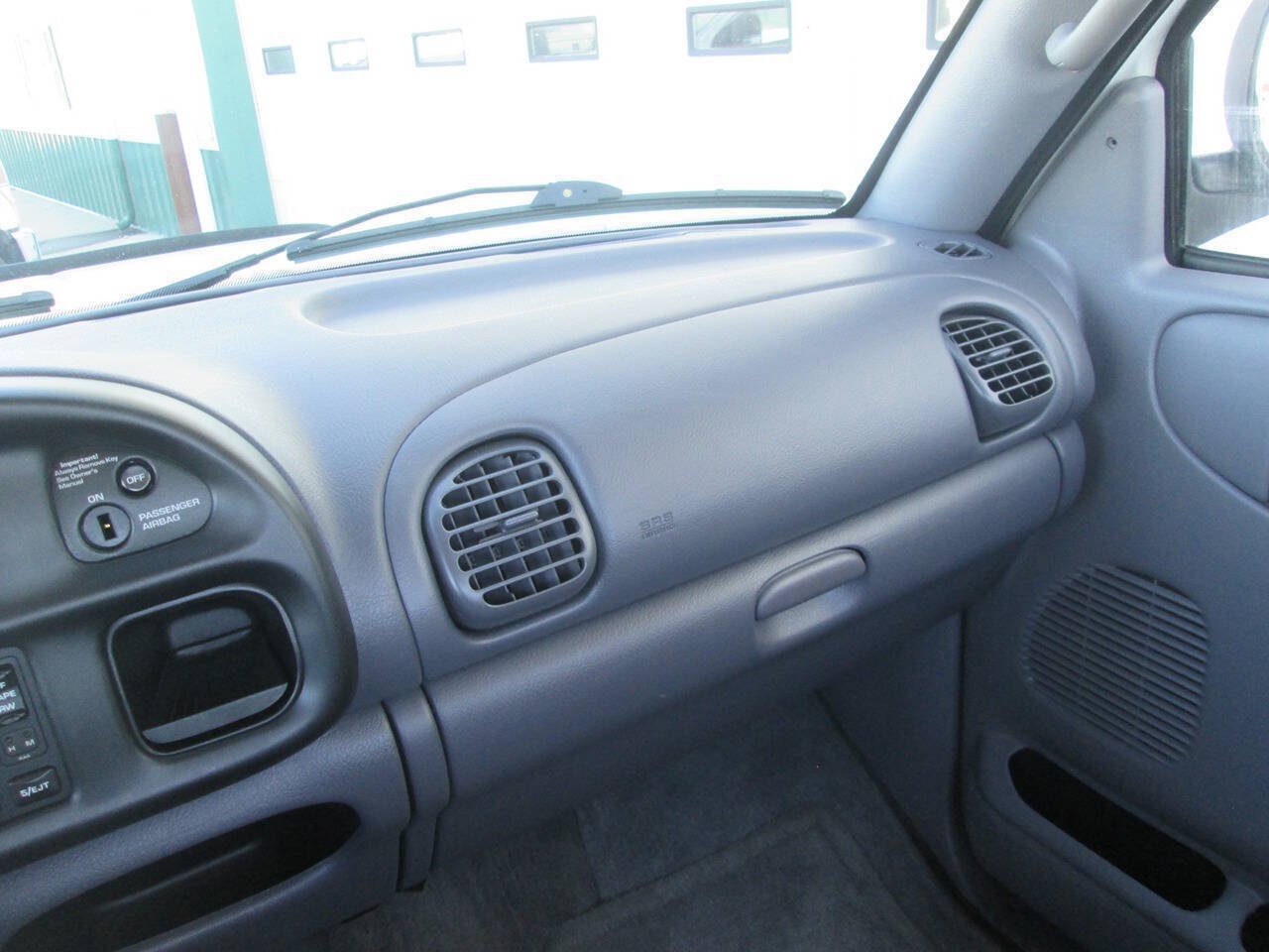 Used 2001 Dodge Ram 2500 Truck 4x4 Regular Cab image 15