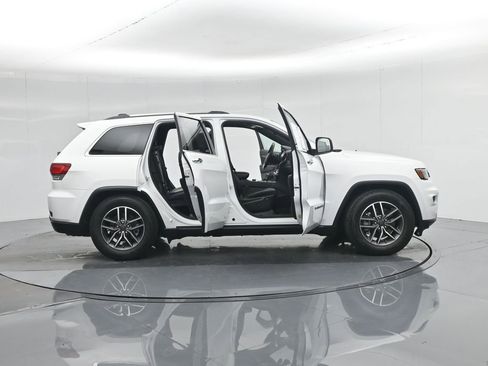 Used 2022 Jeep Grand Cherokee Limited w/ Tech Group image 5