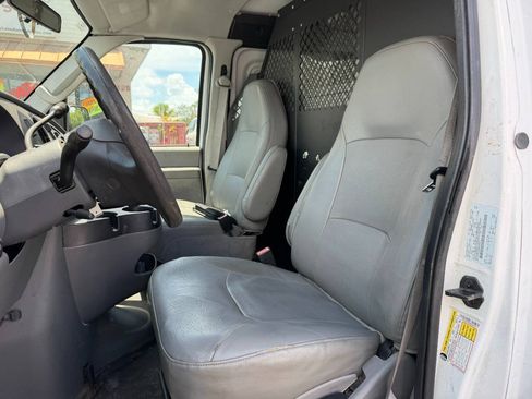 Used 2008 Ford E-250 and Econoline 250 RWD image 7