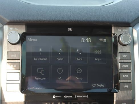 Used 2020 Toyota Tundra Limited w/ Limited Premium Package AWD/4WD image 18