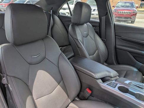 Used 2021 Cadillac CT4 Premium Luxury image 24