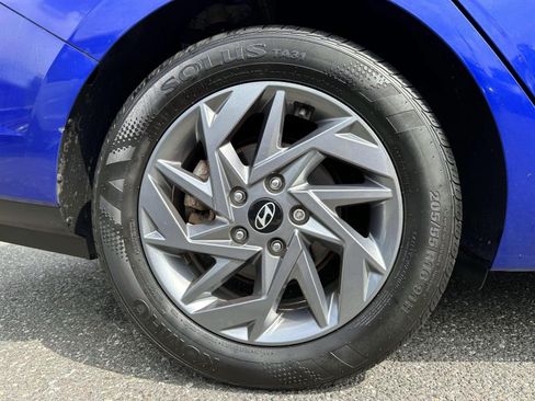 Used 2024 Hyundai Elantra SEL FWD image 6