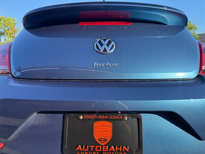 Used 2019 Volkswagen Beetle 2.0T SE FWD image 15