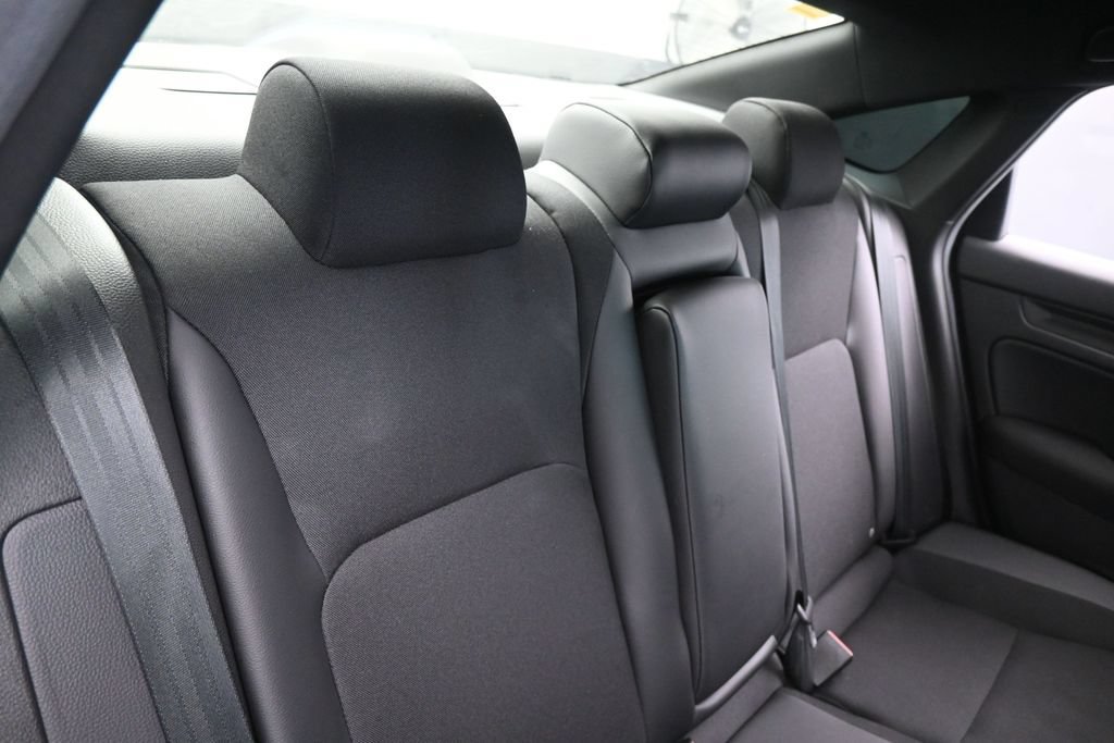 Used 2025 Honda Civic Sport image 38