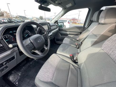 Used 2023 Ford F150 XLT image 2