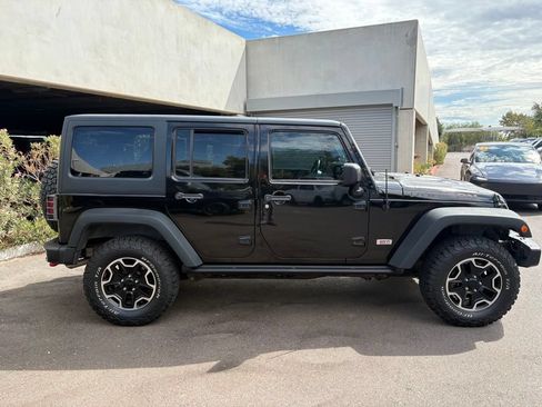 Used 2013 Jeep Wrangler Unlimited Rubicon AWD/4WD image 4
