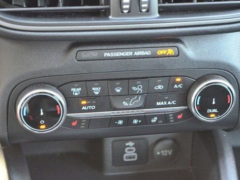 Used 2024 Ford Escape Active image 31