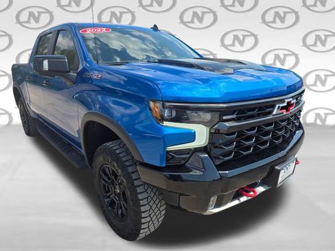 Used 2022 Chevrolet Silverado 1500 ZR2 w/ Technology Package AWD/4WD image 12