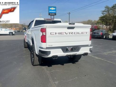Used 2021 Chevrolet Silverado 1500 RST w/ Convenience Package II image 7