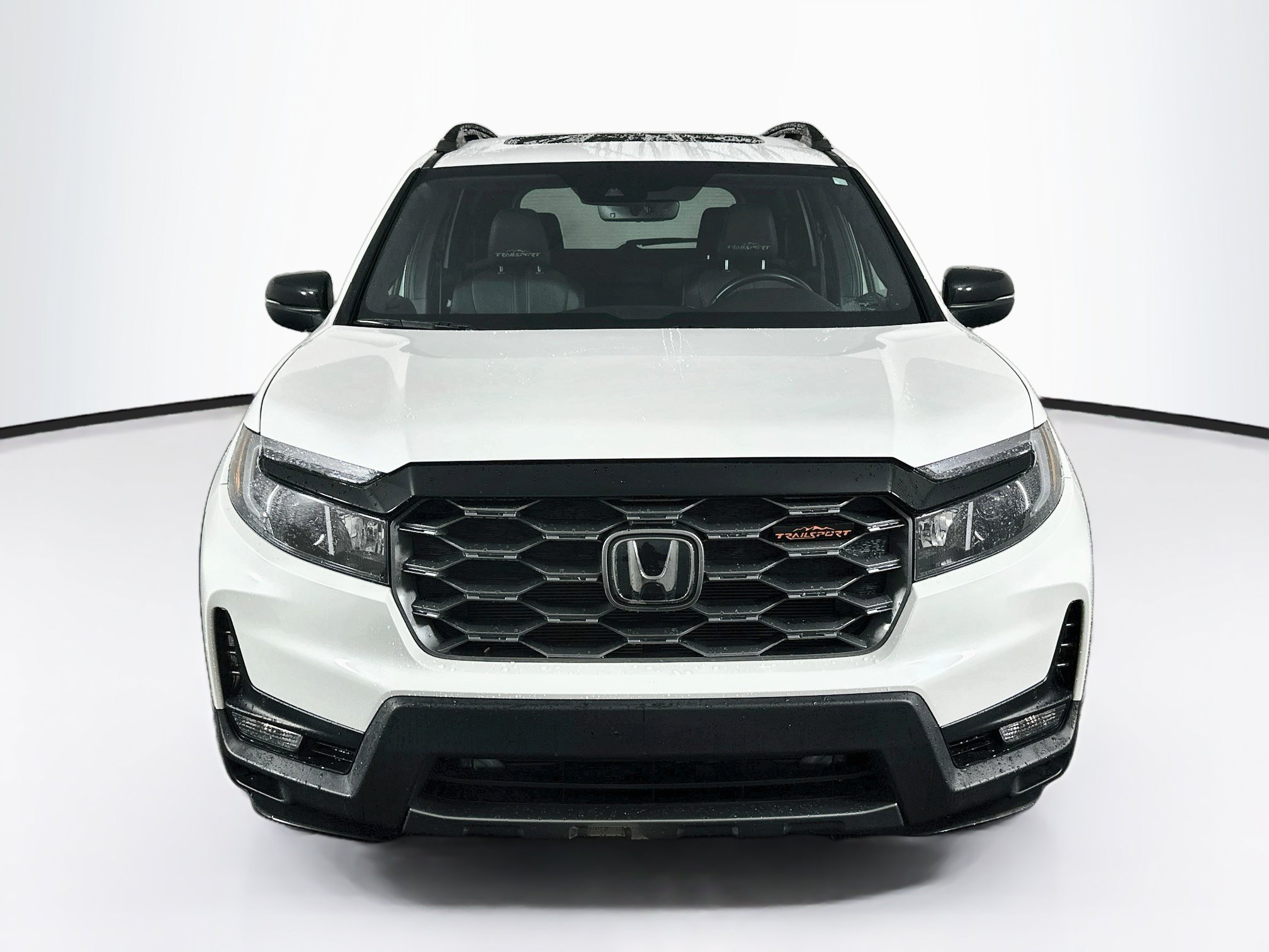 Used 2023 Honda Passport TrailSport image 2