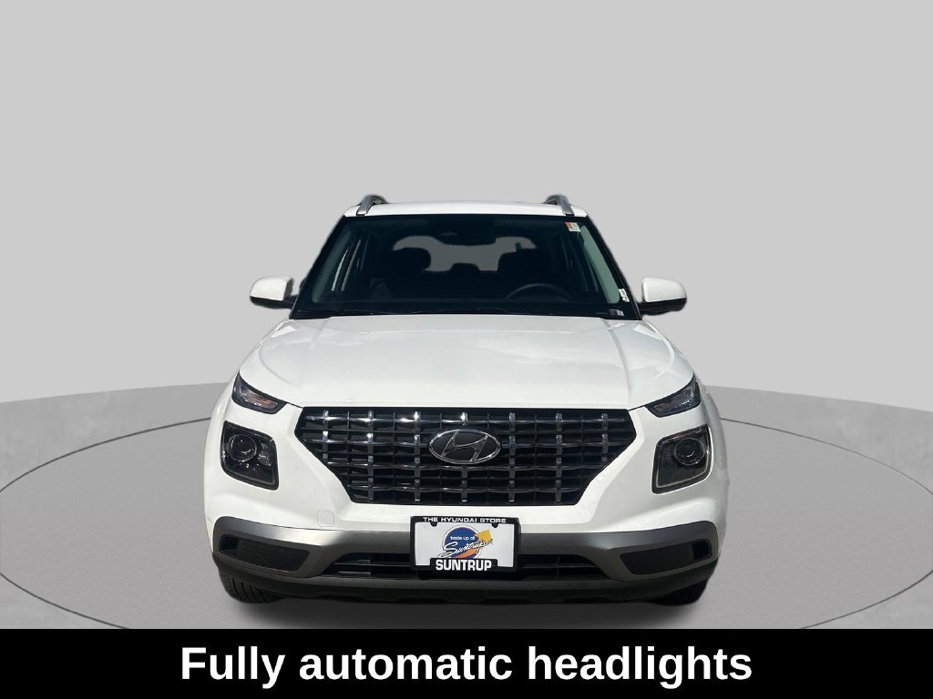 Used 2026 Hyundai Venue SEL FWD image 10