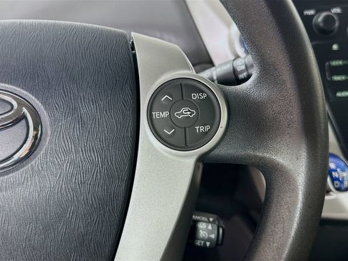 Used 2013 Toyota Prius V Three FWD image 18