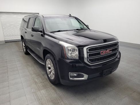 Used 2018 GMC Yukon XL SLT image 13