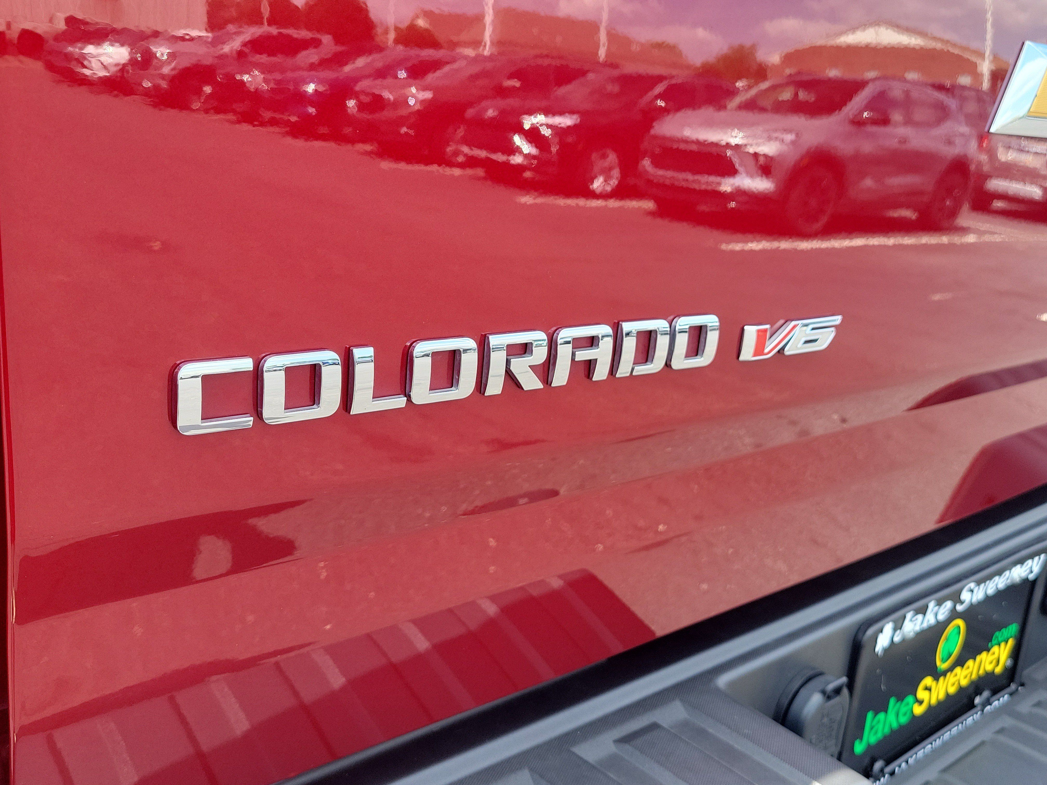 Used 2019 Chevrolet Colorado LT w/ LT Convenience Package AWD/4WD image 6