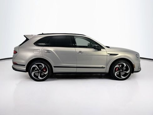 Used 2023 Bentley Bentayga AWD/4WD image 4