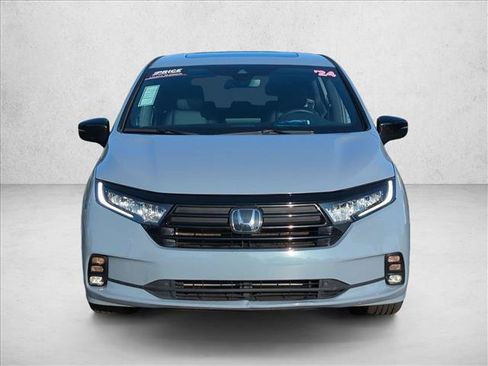 Used 2024 Honda Odyssey Sport image 2