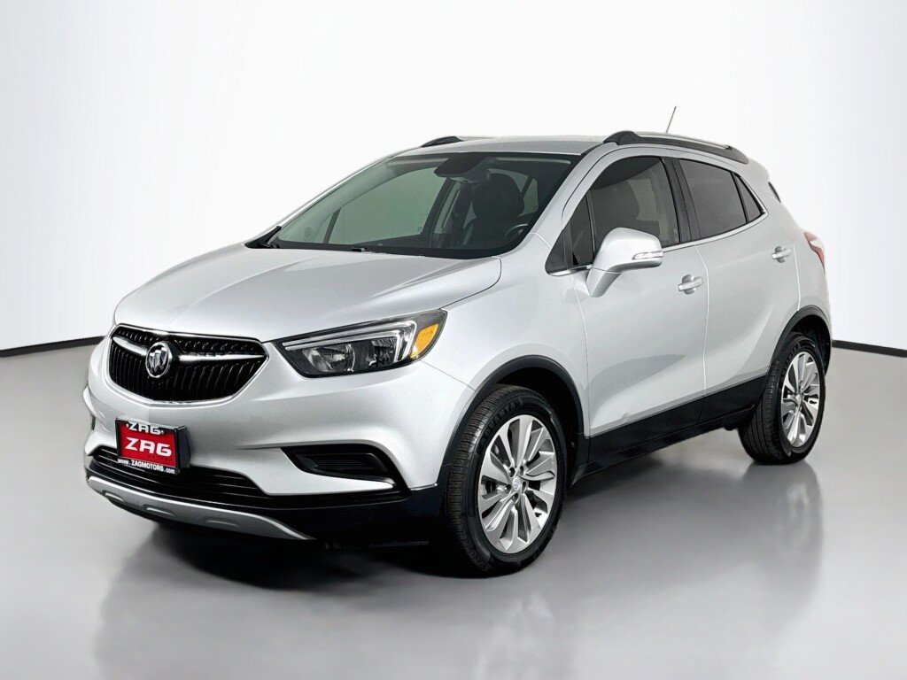 Used 2018 Buick Encore Preferred FWD image 1