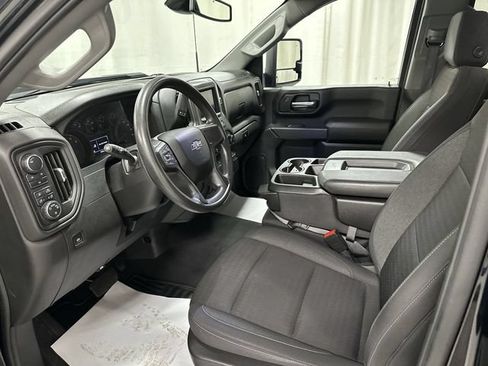 Used 2025 Chevrolet Silverado 2500 Custom w/ Custom Value Package AWD/4WD image 14