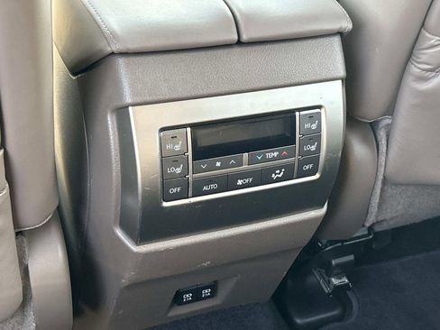 Used 2020 Lexus GX 460 Luxury w/ Accessory Package image 19