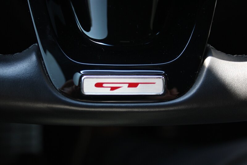 Used 2019 Kia Stinger GT2 AWD/4WD image 39