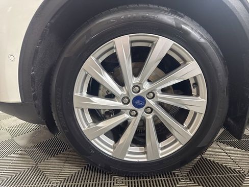 Certified 2022 Ford Escape Titanium w/ Titanium Elite Package image 10