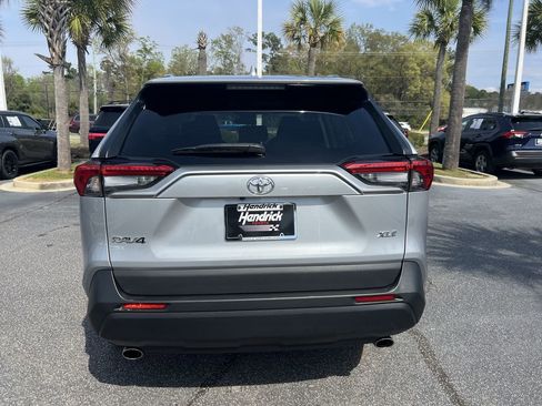 Used 2024 Toyota RAV4 XLE image 9