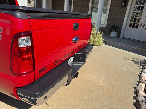 Used 2015 Ford F250 Lariat w/ Lariat Ultimate Package image 38