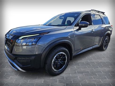 Used 2023 Nissan Pathfinder Rock Creek image 3