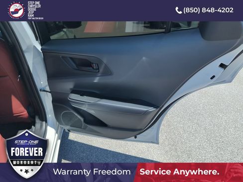 Used 2025 Toyota Prius LE FWD image 28