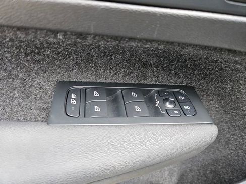 Certified 2023 Volvo C40 P8 Recharge Ultimate w/ Protection Package Premier image 18