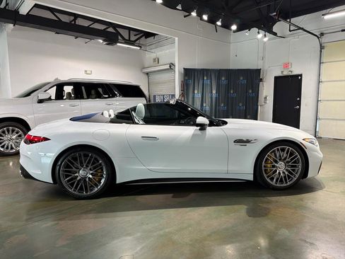 Used 2026 Mercedes-Benz SL 55 AMG 4MATIC image 40