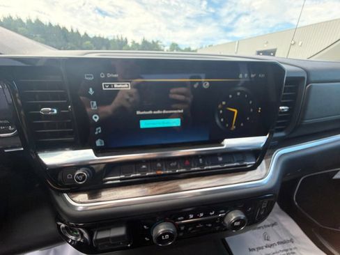 Used 2026 Chevrolet Silverado 1500 RST AWD/4WD image 51