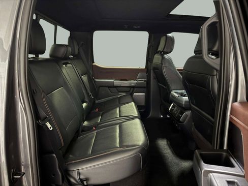 Used 2022 Ford F150 Lariat w/ Equipment Group 502A High image 28