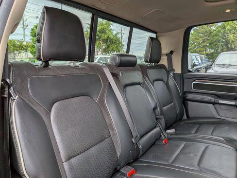 Used 2019 RAM 1500 Laramie AWD/4WD image 35
