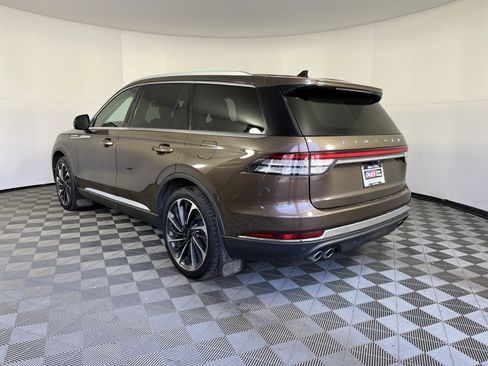 Used 2022 Lincoln Aviator Reserve w/ Equipment Group 201A image 3