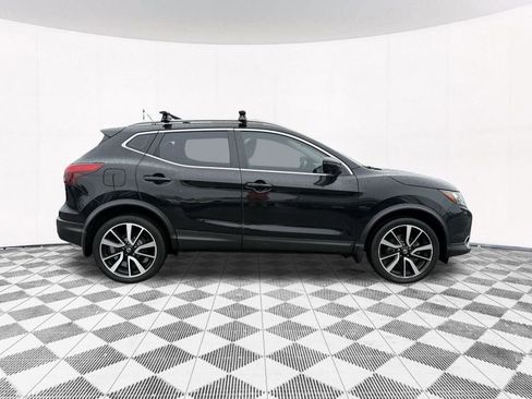 Used 2017 Nissan Rogue Sport SL w/ SL Premium Package image 10