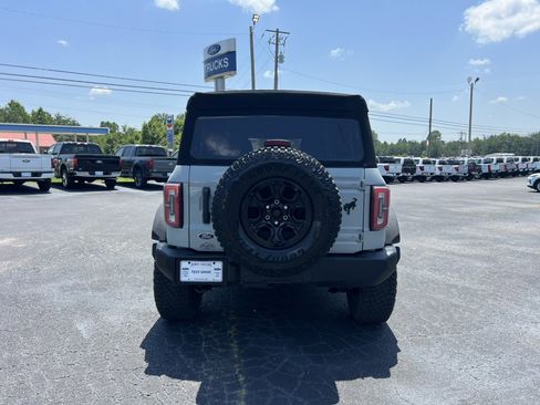 Certified 2024 Ford Bronco Wildtrak image 6