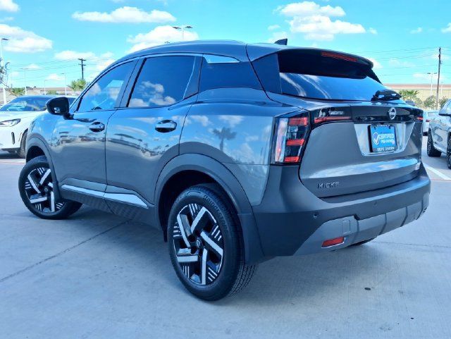 Used 2026 Nissan Kicks SV FWD image 5