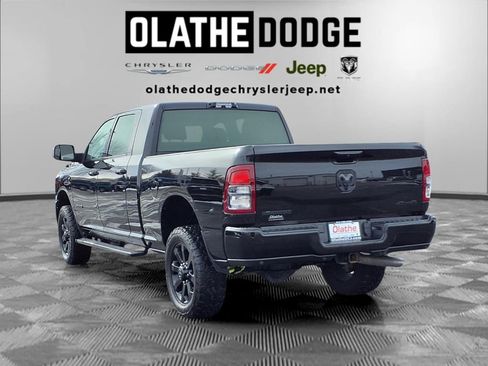 Used 2022 RAM 2500 Big Horn w/ Night Edition image 3