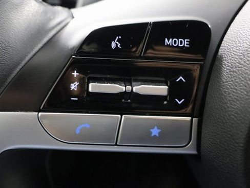 Certified 2024 Hyundai Santa Cruz Limited image 11