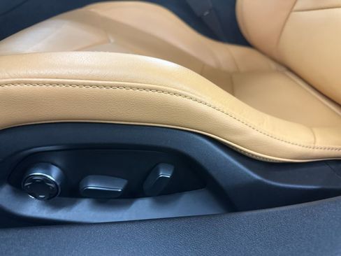 Certified 2020 Chevrolet Corvette Stingray Preferred Cpe w/ 2LT Preferred Equipment Group image 26