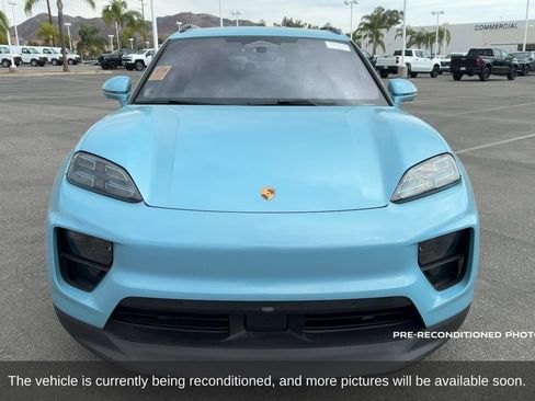 Used 2025 Porsche Macan 4S Electric AWD/4WD image 2