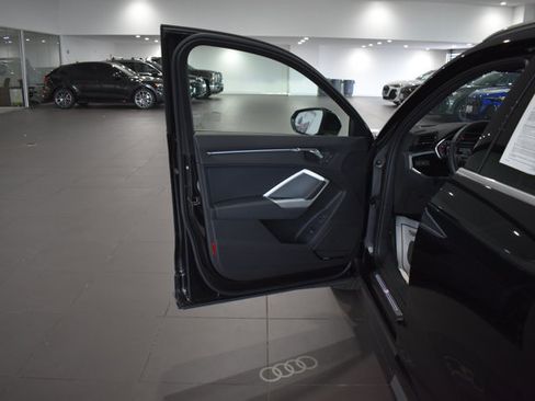Used 2023 Audi Q3 2.0T Premium Plus AWD/4WD image 9
