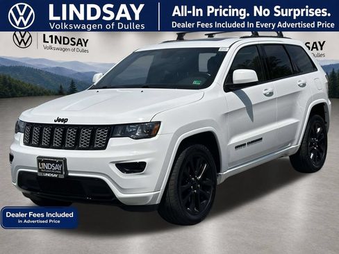 Used 2020 Jeep Grand Cherokee Altitude AWD/4WD image 4