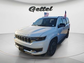 Used 2024 Jeep Wagoneer Series III w/ Flexible Seating Group video 1
