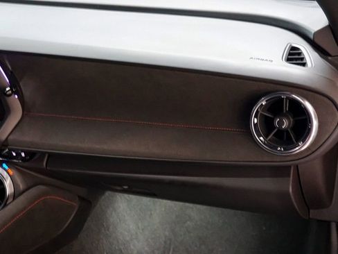 Used 2021 Chevrolet Camaro ZL1 image 40