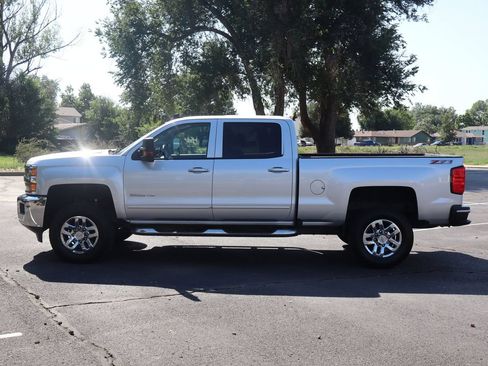 Used 2016 Chevrolet Silverado 2500 LT w/ LT Plus Package AWD/4WD image 10