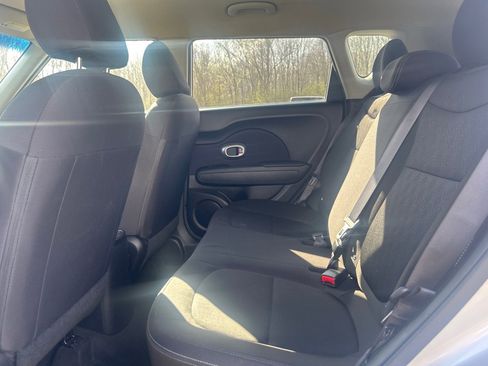 Used 2016 Kia Soul image 14