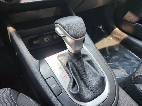 Used 2023 Kia Forte LXS FWD image 19