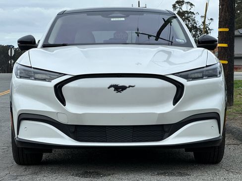 Used 2023 Ford Mustang Mach-E Premium image 8